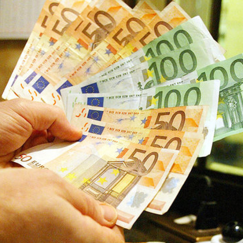 Banconote false per 8.000 euro - Gazzetta del Sud