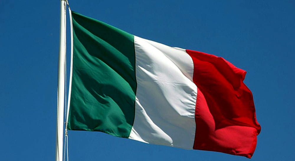 Risultati immagini per italia bandiera PATRIA