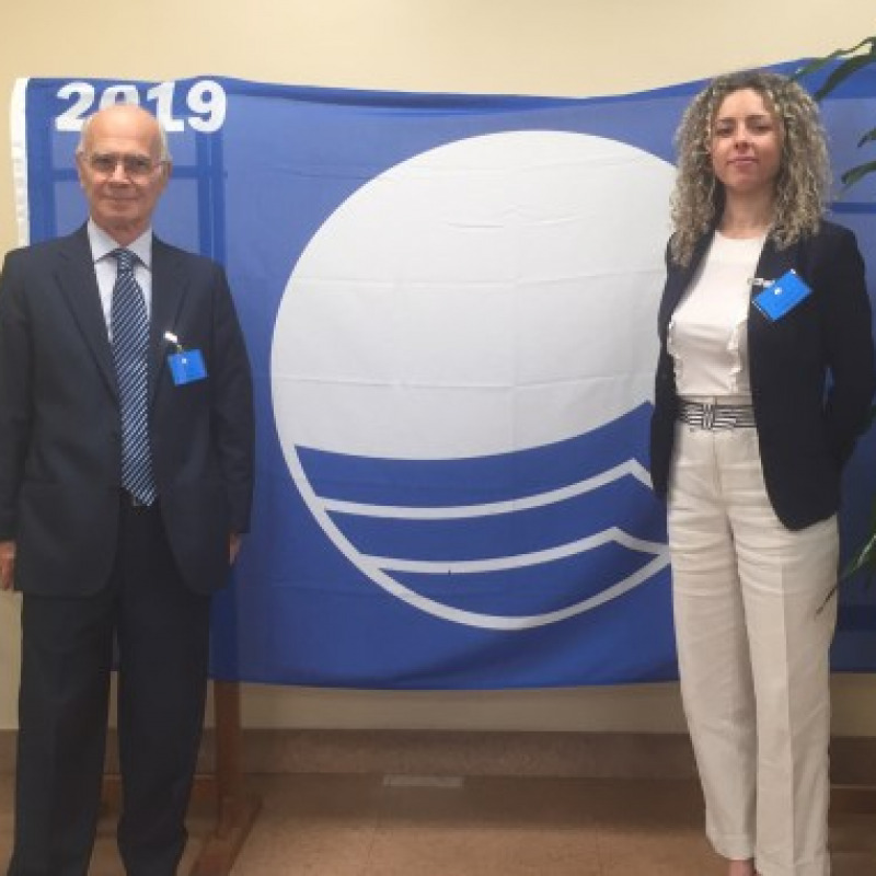 Il sindaco di Villapiana Paolo Montalti e il neo vicesindaco Stefania Celeste