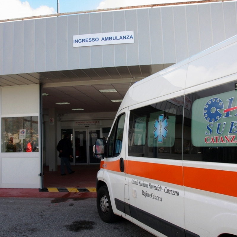 L'ingresso del pronto soccorso dell'ospedale di Lamezia Terme