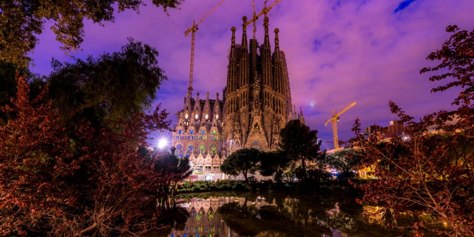 La Sagrada Familia si avvia verso la fine dei lavori dopo 140 anni, manca solo la quinta torre dedicata a Gesù