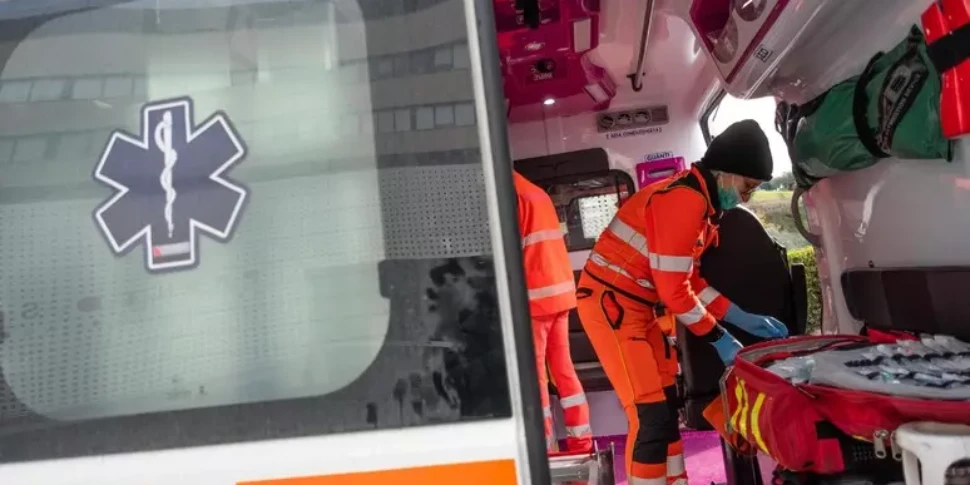 Sordomuto difende un giovane e viene brutalmente picchiato a Ischia: denunciati quattro giovani