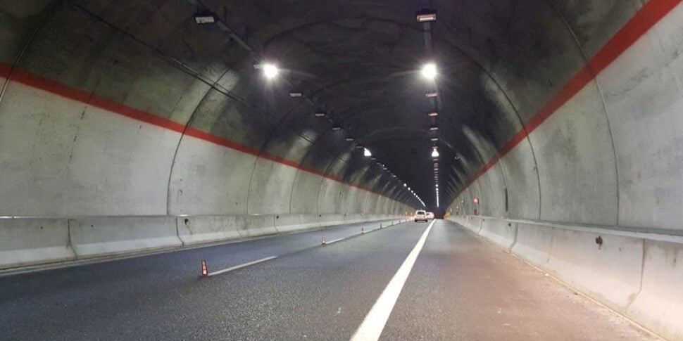 tamponamento in galleria sull a19 traffico in coda in sicilia da Gazzettadelsud.it tamponamento in galleria sull a19 traffico in coda in sicilia