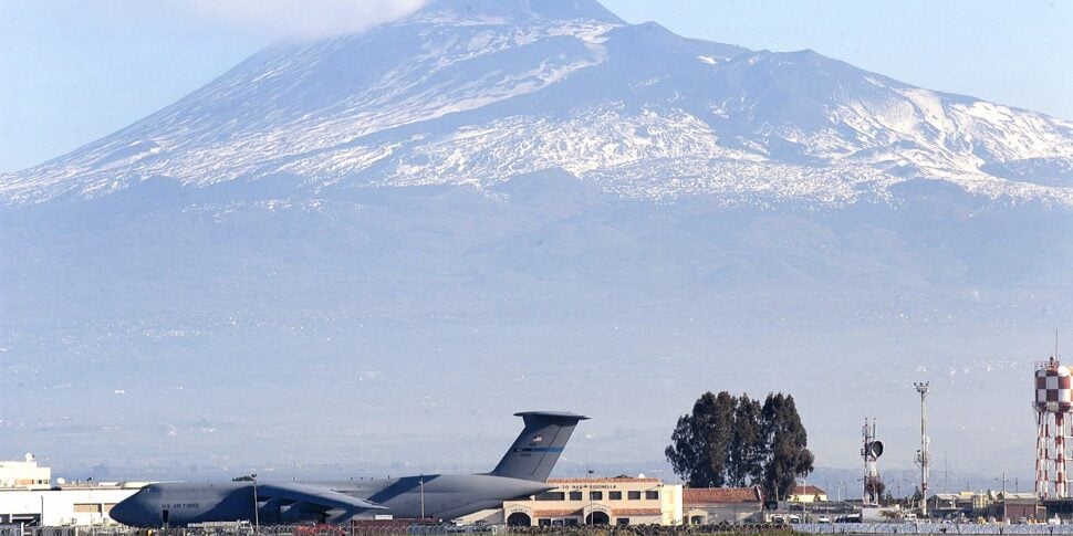 Sigonella invita alla vigilanza dopo l’attacco Usa all’Iran: “Attenzione” Sigonella invita alla vigilanza dopo l’attacco Usa all’Iran: “Attenzione”