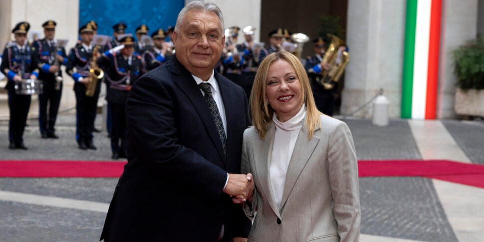 Orban da Meloni: "Ue non conta e Trump sbaglia su Putin" Orban da Meloni: "Ue non conta e Trump sbaglia su Putin"