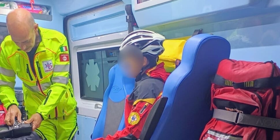 tredicenne si perde nel bosco di angimb232 nel trapanese ritrovato sano e salvo da soccorso alpino e carabinieri