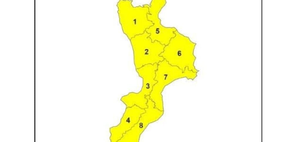 Calabria, in arrivo maltempo: diramata allerta gialla Calabria, in arrivo maltempo: diramata allerta gialla