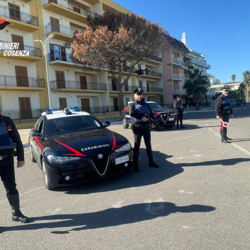 Corigliano Rossano, in casa con oltre 600 grammi di marijuana: 39enne arrestato