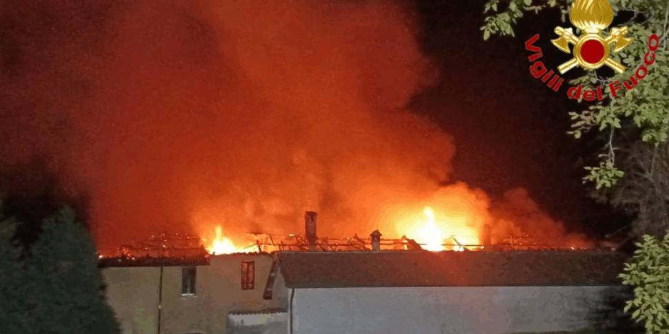 incendio distrugge il monastero della bernaga nel lecchese dove ha ricevuto la comunione il neo santo carlo acutis