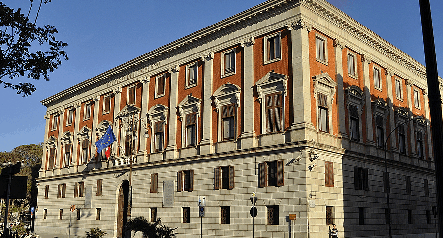 Il cognome del padre sostituito con quello della madre: per il Tar si può Il cognome del padre sostituito con quello della madre: per il Tar si può