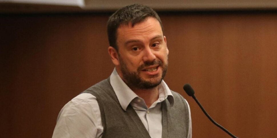 Francesco Nicodemo spiato da Paragon, ira delle opposizioni: "Attacco diretto alla democrazia" Francesco Nicodemo spiato da Paragon, ira delle opposizioni: "Attacco diretto alla democrazia"