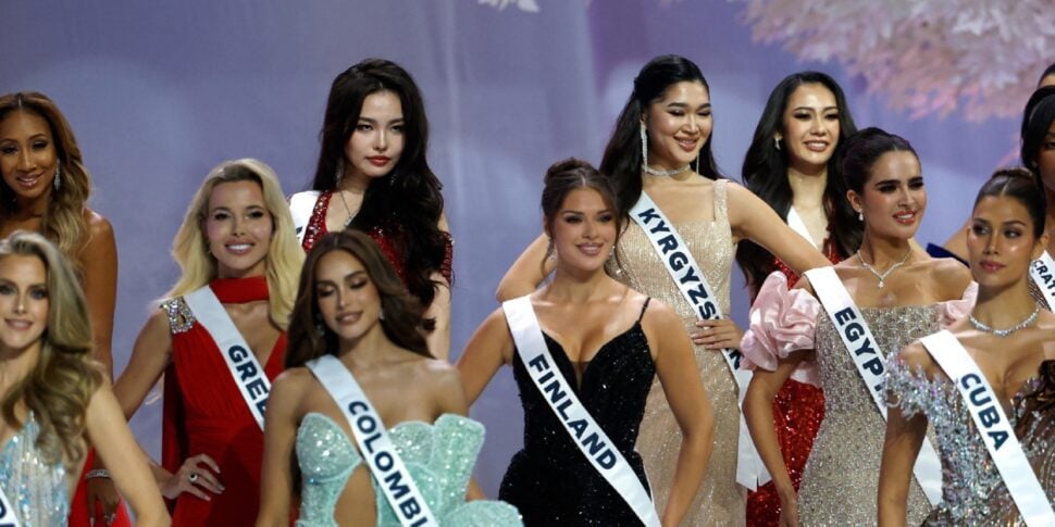Candidate a Miss Universo in rivolta: "Insulti dal presentatore" Candidate a Miss Universo in rivolta: "Insulti dal presentatore"