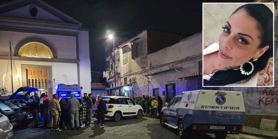 Giallo a Napoli, donna morta in casa con ferita in testa Giallo a Napoli, donna morta in casa con ferita in testa