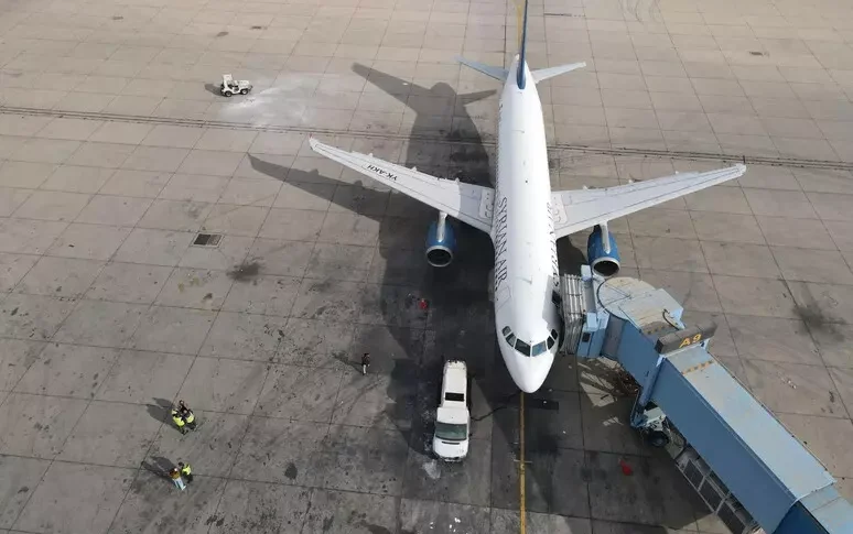 Airbus ferma gli A320, possibili danni da radiazioni solari. Centinaia di voli a rischio