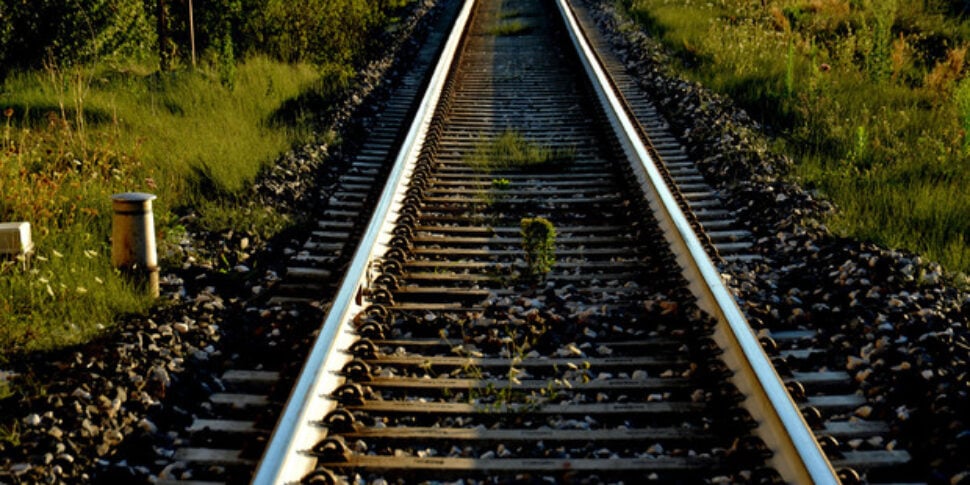 Il corpo di Filippo Siciliano scoperto vicino ai binari a Porto San Giorgio: ipotesi incidente, ma restano molti interrogativi Il corpo di Filippo Siciliano scoperto vicino ai binari a Porto San Giorgio: ipotesi incidente, ma restano molti interrogativi