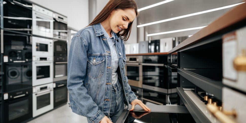 Corsa al bonus elettrodomestici, esaurito il plafond: in un solo giorno 550mila richieste, ora c Corsa al bonus elettrodomestici, esaurito il plafond: in un solo giorno 550mila richieste, ora c