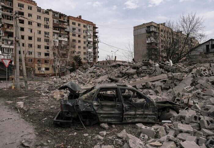 Guerra in Ucraina, i russi assediano la città di Pokrovsk. Kiev smentisce la resa: "Continuiamo a resistere" Guerra in Ucraina, i russi assediano la città di Pokrovsk. Kiev smentisce la resa: "Continuiamo a resistere"