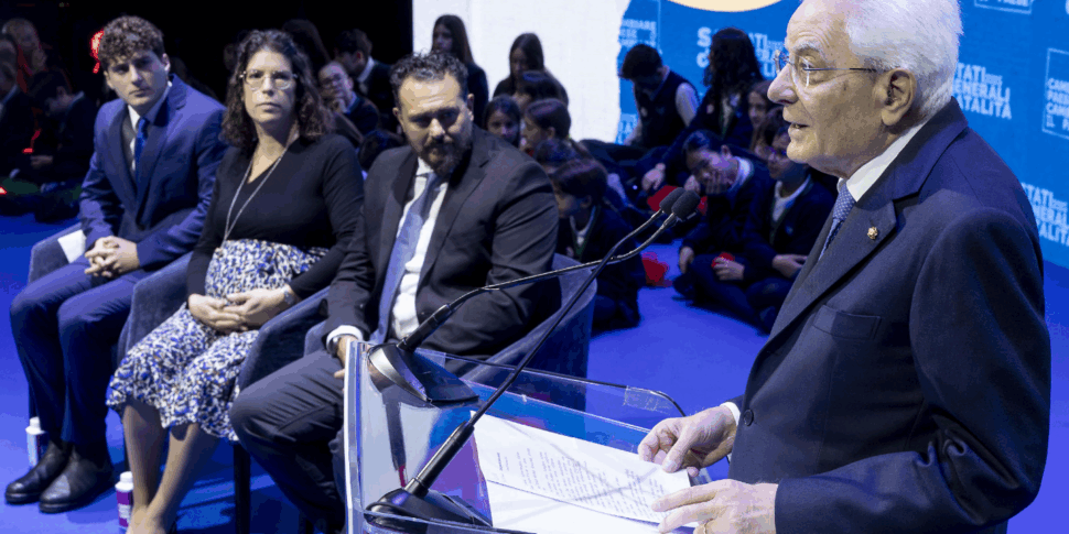 Mattarella agli stati generali della Natalità: "Il futuro dell