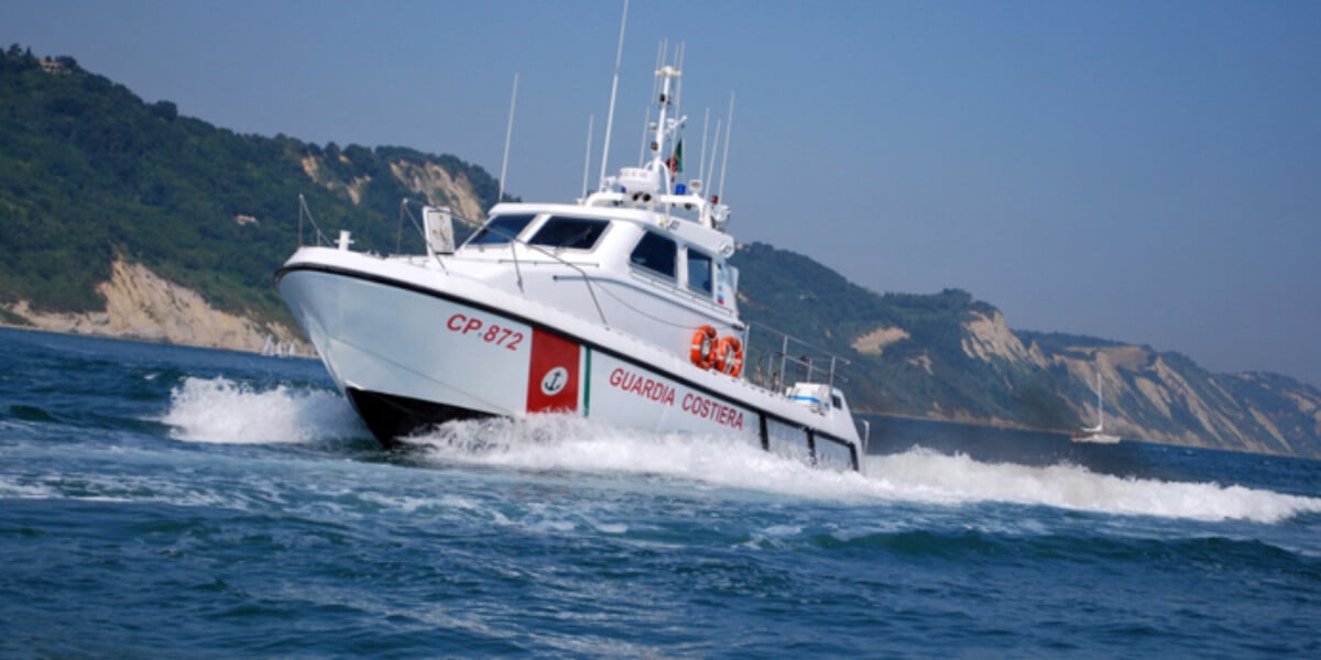 esce in mare in canoa e non fa ritorno ricerche in corso a gela da Gazzettadelsud.it esce in mare in canoa e non fa ritorno ricerche in corso a gela