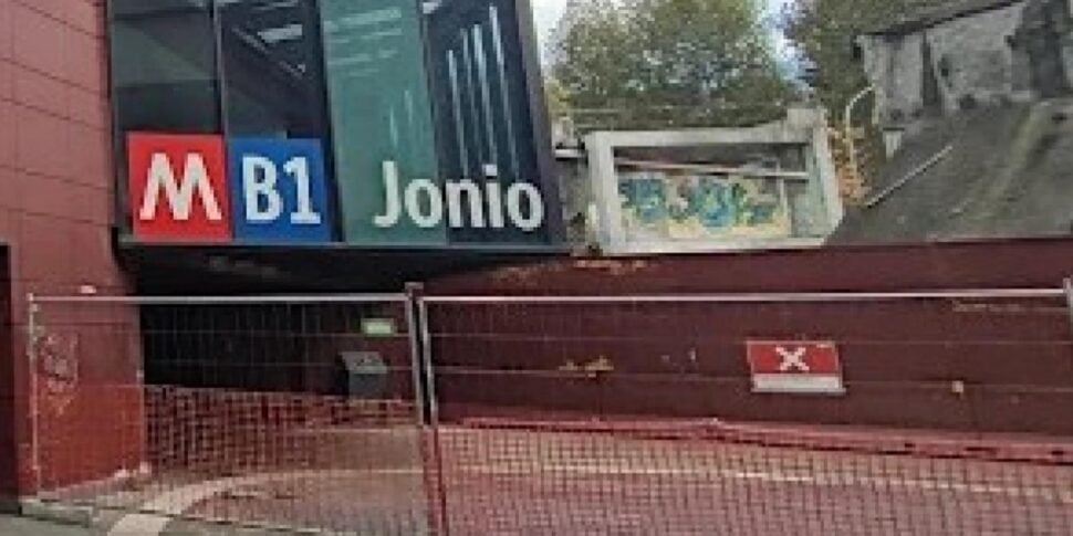 una ragazza denuncia mi hanno violentata fuori dalla metro a roma da Feedpress.me una ragazza denuncia mi hanno violentata fuori dalla metro a roma