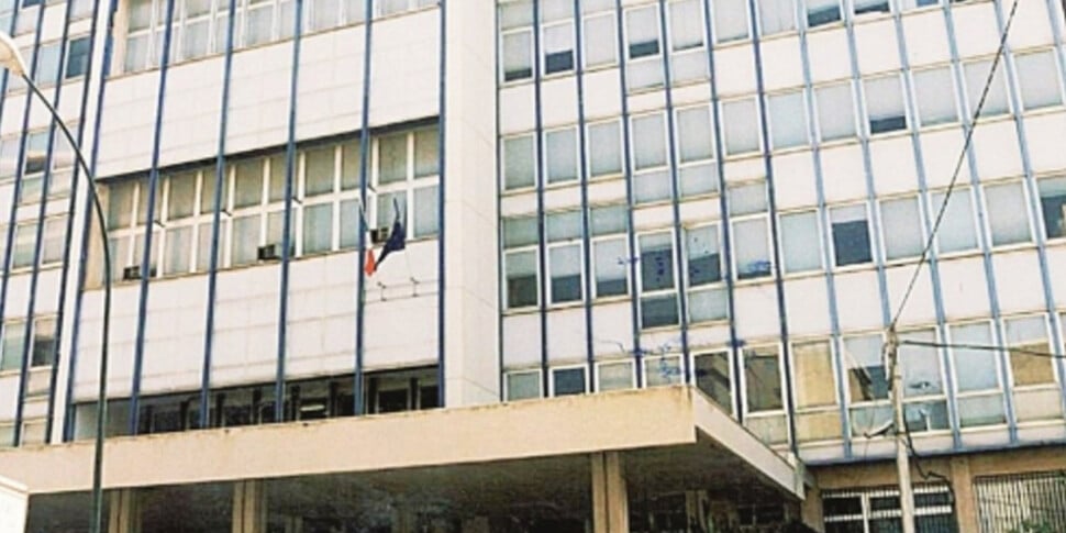 Violenza sessuale di gruppo a Trapani, chiesti 10 anni per Pizzolato. Il campione olimpico a processo con 3 ...