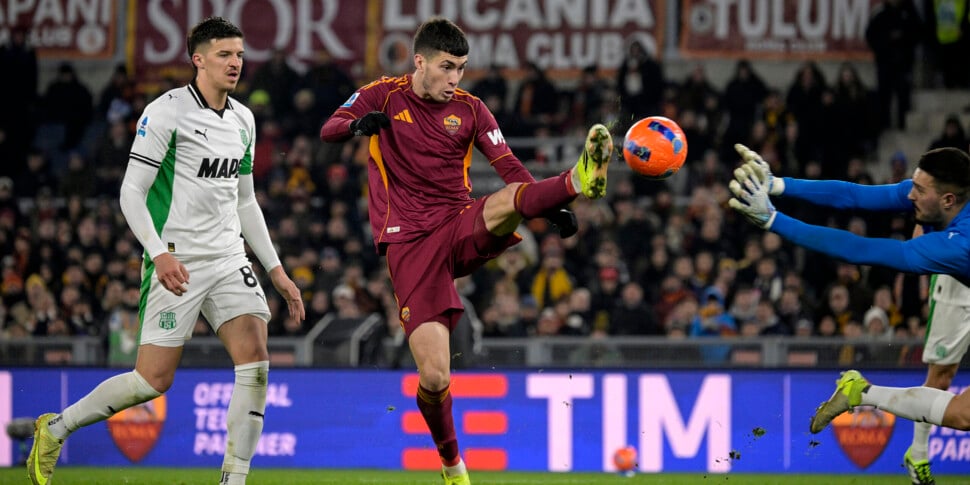 Roma Sassuolo 2 0: decidono Koné e Soulé Roma Sassuolo 2 0: decidono Koné e Soulé