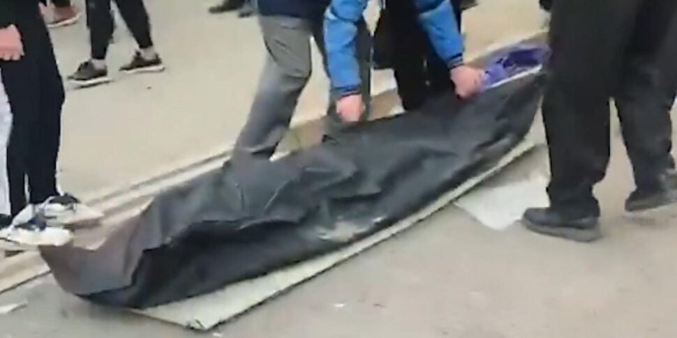 Bagno di sangue in Iran, Trump valuta l