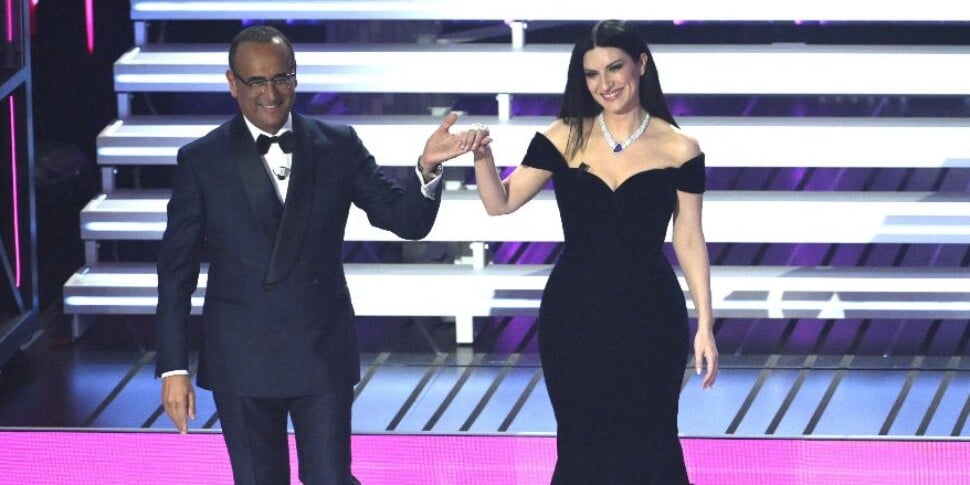 Ciak si canta, la voce di Pippo Baudo apre il Festival di Sanremo. Poi subito Olly