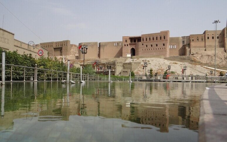 Blackout totale in Iraq, esplosioni a Erbil. Washington agli americani: "Lasciate il paese" Blackout totale in Iraq, esplosioni a Erbil. Washington agli americani: "Lasciate il paese"