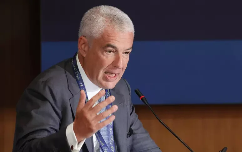 mariani guider224 leonardo confermati descalzi all eni e cattaneo all enel da Feedpress.me mariani guider224 leonardo confermati descalzi all eni e cattaneo all enel