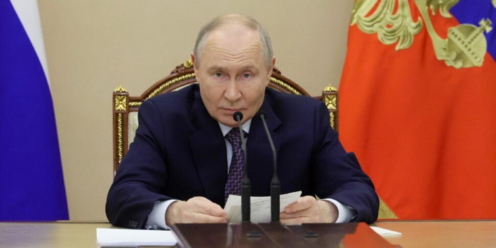 putin le 233lite europee provocano il caos kiev il nostro il drone su costanza 232 stato deviato dai russi da Feedpress.me putin le 233lite europee provocano il caos kiev il nostro il drone su costanza 232 stato deviato dai russi