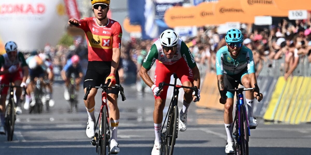 giro d italia lavik vince a milano vingegaard resta in maglia rosa da Feedpress.me giro d italia lavik vince a milano vingegaard resta in maglia rosa