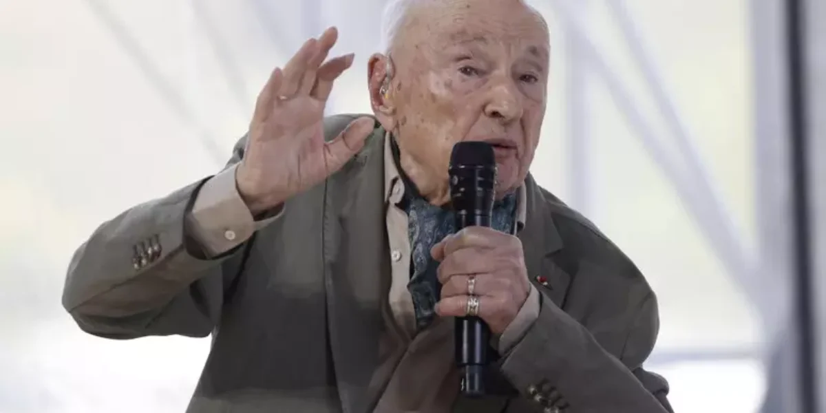 Addio a Edgar Morin, il filosofo della complessità si spegne a 104 anni