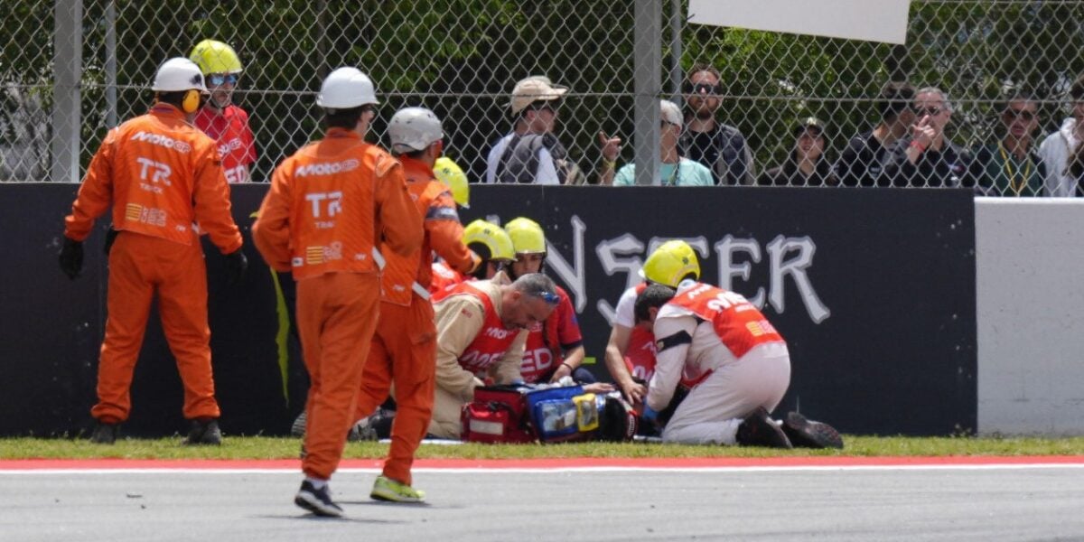 gp catalogna bruttissima caduta per marquez moto distrutta e bandiera rossa da Feedpress.me gp catalogna bruttissima caduta per marquez moto distrutta e bandiera rossa