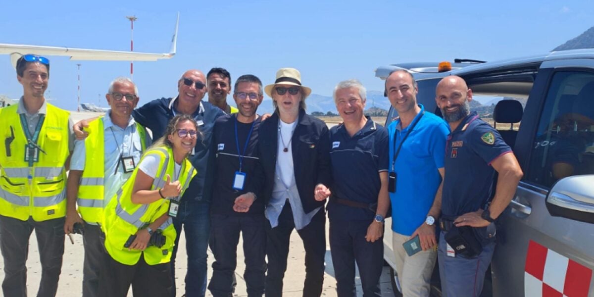 dov 232 paul mccartney il giallo della vacanza siciliana dell ex beatle da Gazzettadelsud.it dov 232 paul mccartney il giallo della vacanza siciliana dell ex beatle