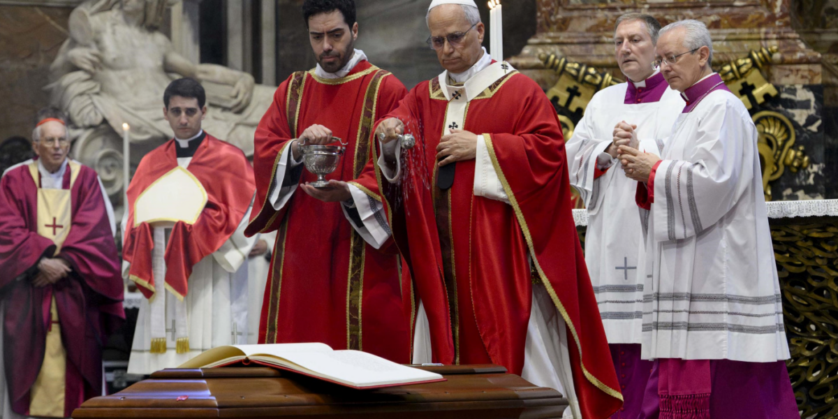 nella basilica di san pietro l ultimo saluto al cardinale camillo ruini da Gazzettadelsud.it nella basilica di san pietro l ultimo saluto al cardinale camillo ruini