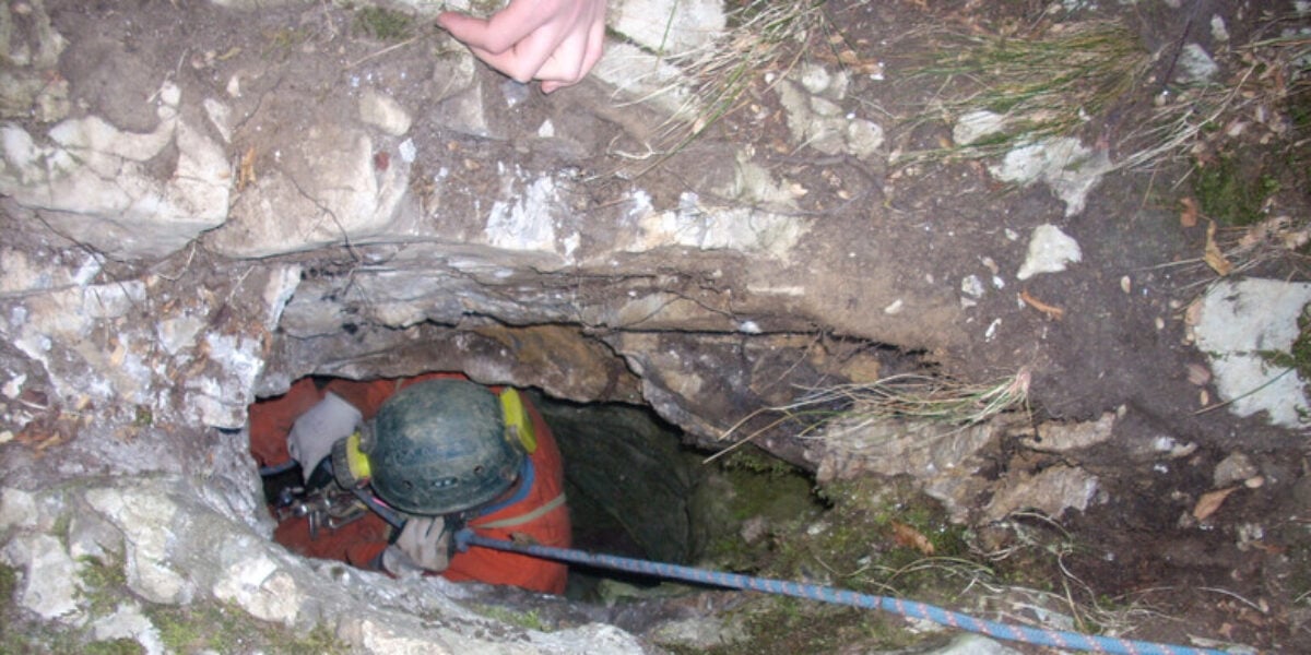 speleologo bloccato a 120 metri di profondit224 garessio salvato dopo una notte di lavoro da Feedpress.me speleologo bloccato a 120 metri di profondit224 garessio salvato dopo una notte di lavoro