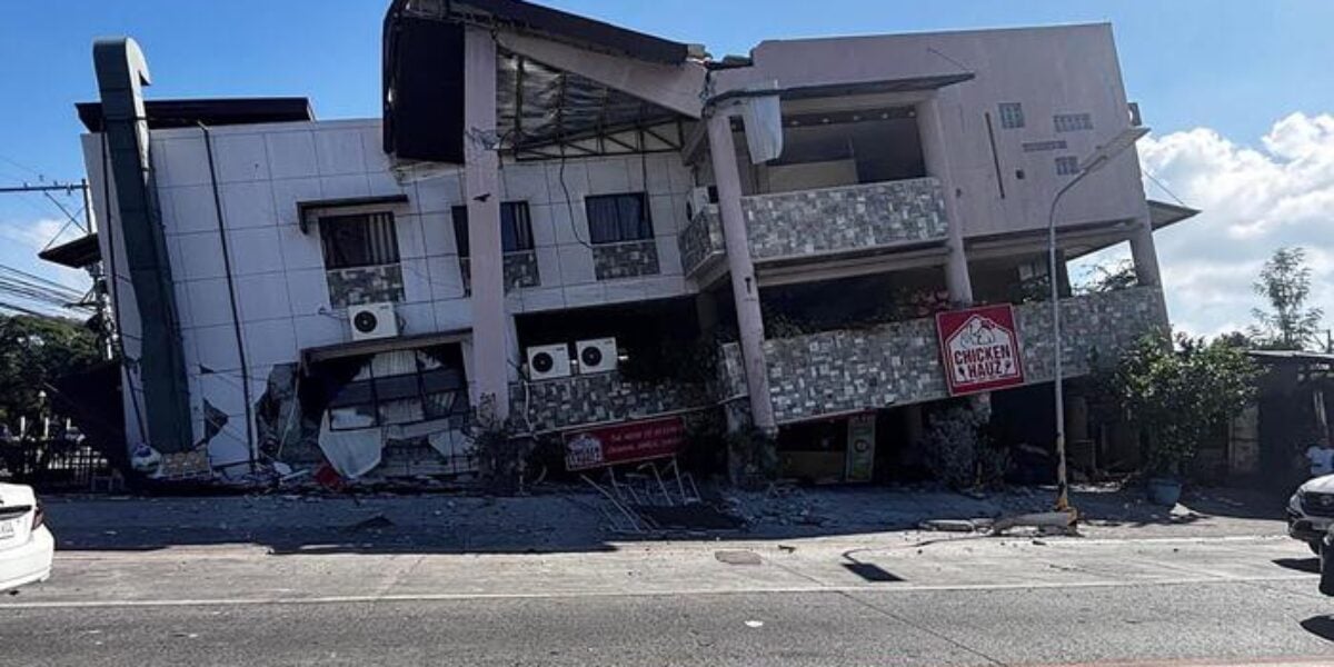 forte scossa di terremoto nelle filippine il bilancio delle vittime sale a 15 da Feedpress.me forte scossa di terremoto nelle filippine il bilancio delle vittime sale a 15