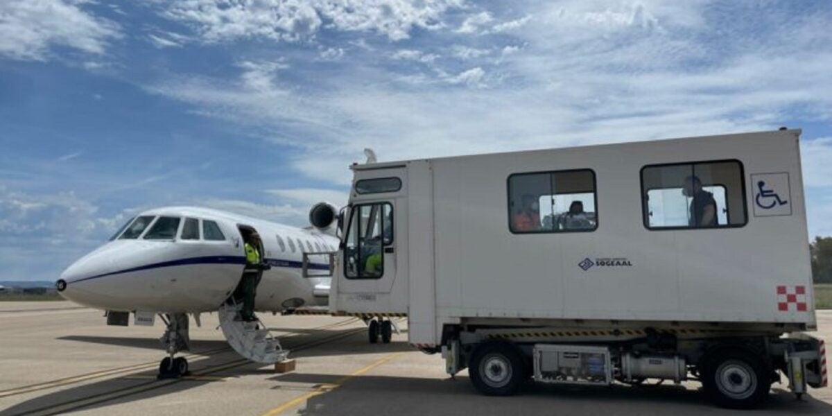 bimba di tre mesi trasferita d urgenza da catania a roma volo salva vita a bordo di un velivolo dell8217aeronautica militare da Gazzettadelsud.it bimba di tre mesi trasferita d urgenza da catania a roma volo salva vita a bordo di un velivolo dell8217aeronautica militare