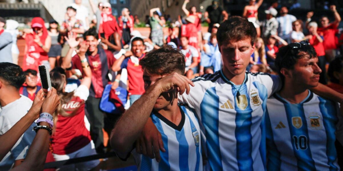 tifoso argentino di 24 anni muore decapitato da bomba carta al termine della finale dei mondiali da Gazzettadelsud.it tifoso argentino di 24 anni muore decapitato da bomba carta al termine della finale dei mondiali