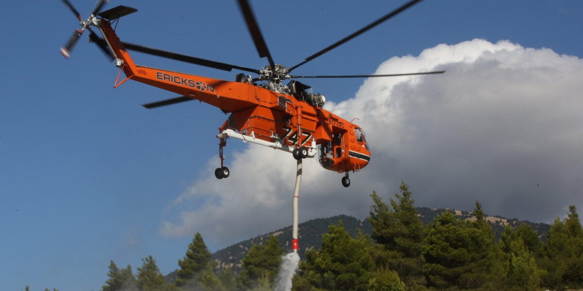 due elicotteri antincendio si sono scontrati in grecia premier situazione estremamente difficile da Gazzettadelsud.it due elicotteri antincendio si sono scontrati in grecia premier situazione estremamente difficile